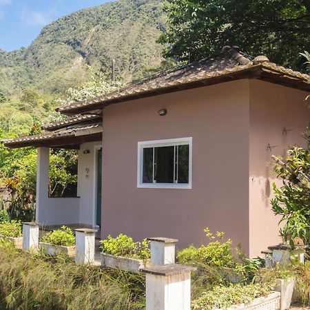 Petrópolis Chale Rosa Do Valeヴィラ エクステリア 写真